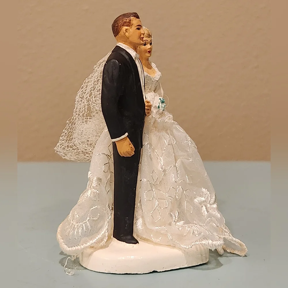 Vintage Wedding Cake Topper Classic Bride And Groom